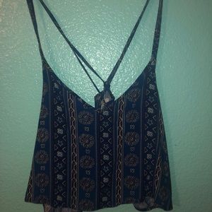 Hollister crop top size Large new (Never worn)